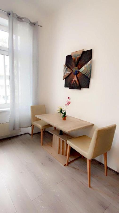Private Room In Shared Apartment Pr4-9 Vídeň Exteriér fotografie